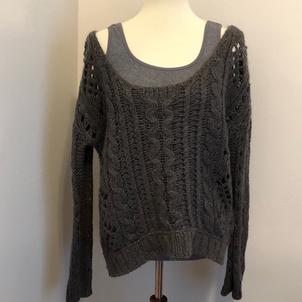 Like New Gorgeous Free People Sweater - Size L